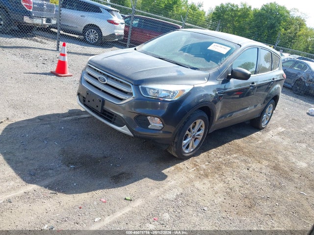 Ford ESCAPE SE 2019 1FMCU9GD7KUB68613 Image 2