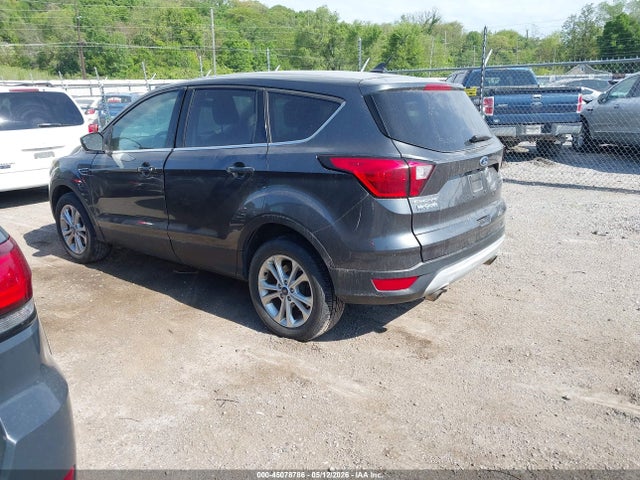 Ford ESCAPE SE 2019 1FMCU9GD7KUB68613 Image 3