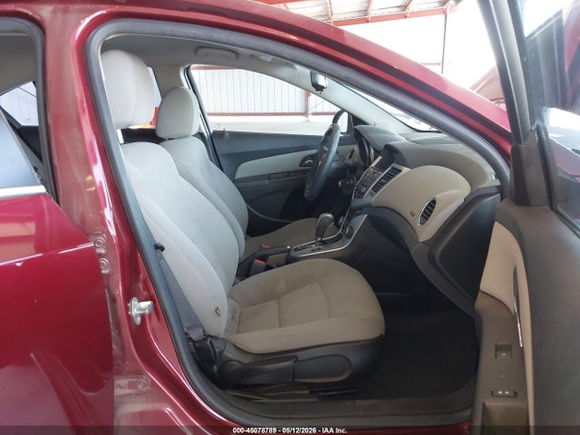 1G1PC5SB9F7174661 Chevrolet Cruze 1lt Auto
