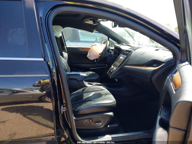 Продажа на аукционе авто 2017 Lincoln Mkc Reserve, vin: 5LMCJ3D93HUL69047, номер лота: 45078839