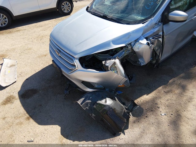 1FMCU0G97JUC63677 Ford ESCAPE SE