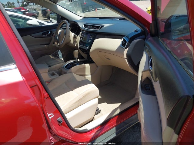 KNMAT2MT8FP559551 Nissan ROGUE SV