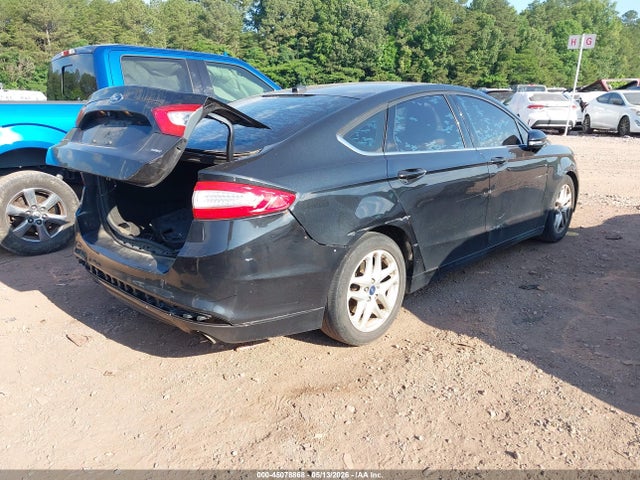 45078868 :رقم المزاد ، 3FA6P0H74FR210848 vin ، 2015 Ford Fusion Se مزاد بيع
