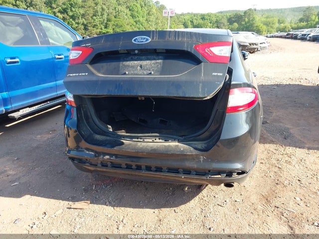 45078868 :رقم المزاد ، 3FA6P0H74FR210848 vin ، 2015 Ford Fusion Se مزاد بيع