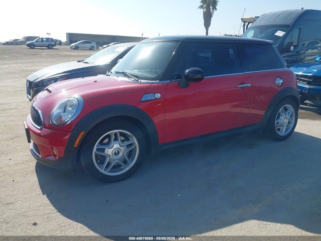 2009 Mini Cooper S მანქანა იყიდება აუქციონზე, vin: WMWMF73569TW85405, აუქციონის ნომერი: 45078869