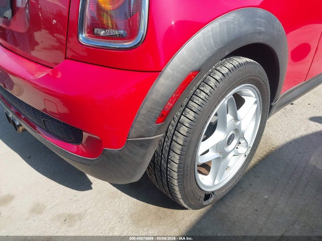 2009 Mini Cooper S მანქანა იყიდება აუქციონზე, vin: WMWMF73569TW85405, აუქციონის ნომერი: 45078869
