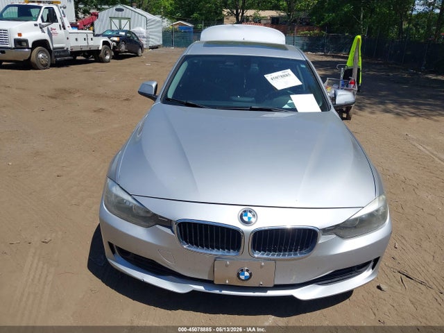 45078885 :رقم المزاد ، WBA3B3G5XFNT68611 vin ، 2015 Bmw 328i Xdrive مزاد بيع