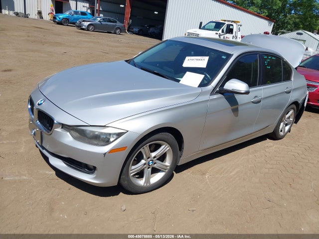 45078885 :رقم المزاد ، WBA3B3G5XFNT68611 vin ، 2015 Bmw 328i Xdrive مزاد بيع