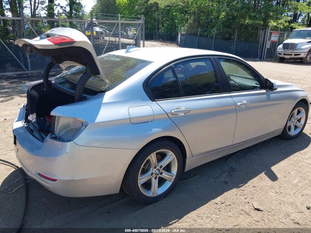 45078885 :رقم المزاد ، WBA3B3G5XFNT68611 vin ، 2015 Bmw 328i Xdrive مزاد بيع