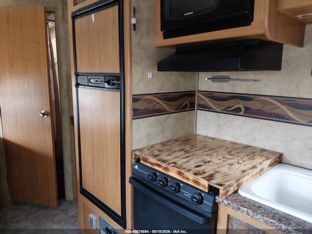 Продаж на аукціоні авто 2009 Keystone Other, vin: 4YDT19F2897201217, номер лоту: 45078894