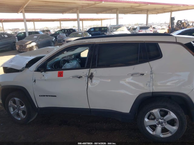 2017 Jeep New Compass Latitude 4x4 მანქანა იყიდება აუქციონზე, vin: 3C4NJDBB5HT674877, აუქციონის ნომერი: 45078920