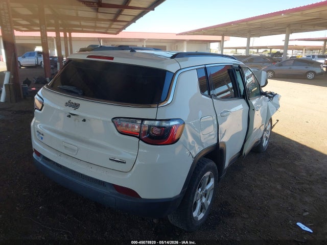 Jeep New Compass Latitude 4x4 2017 3C4NJDBB5HT674877 Image 4