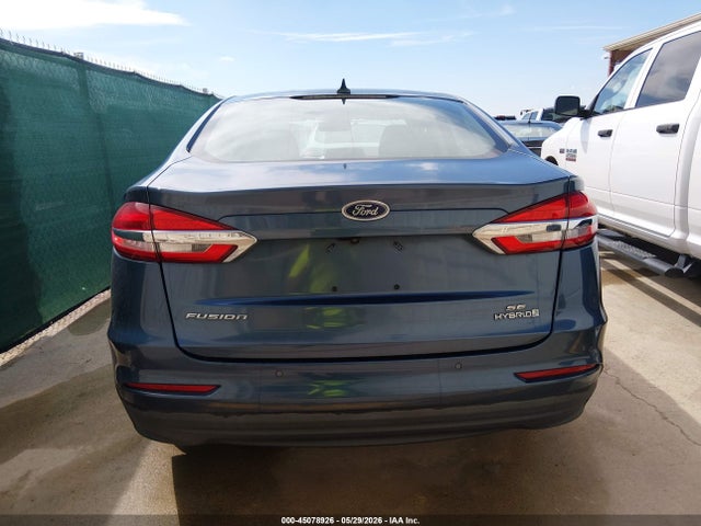 3FA6P0LU7KR190845 Ford Fusion Hybrid Se