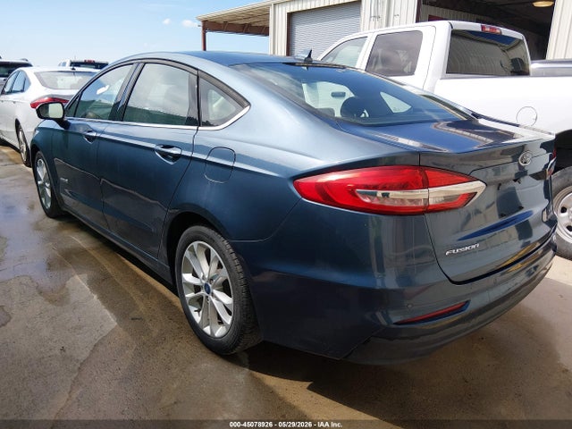 3FA6P0LU7KR190845 Ford Fusion Hybrid Se