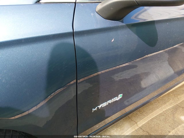 3FA6P0LU7KR190845 Ford Fusion Hybrid Se