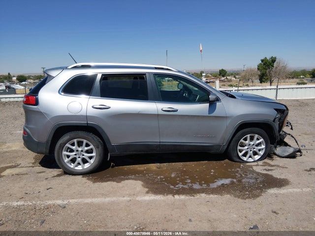 Jeep Cherokee Latitude 2016 1C4PJLCS0GW287969 Image 14