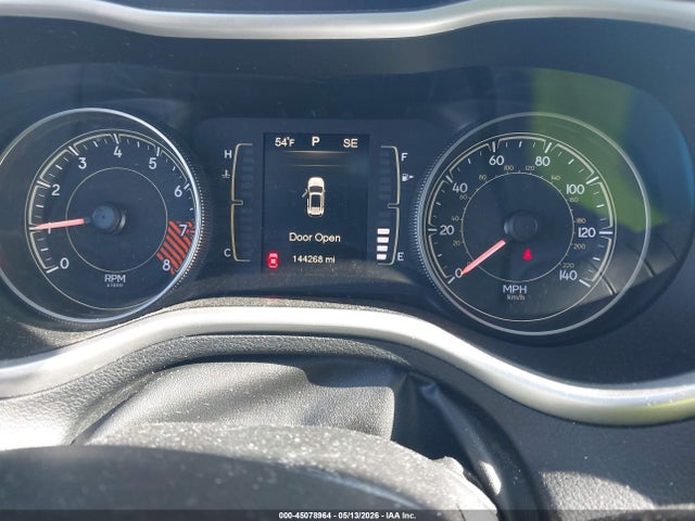 2014 Jeep Cherokee Latitude მანქანა იყიდება აუქციონზე, vin: 1C4PJMCS8EW177481, აუქციონის ნომერი: 45078964