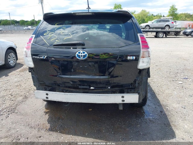 Продаж на аукціоні авто 2015 Toyota Prius V Four, vin: JTDZN3EU4FJ036797, номер лоту: 45078973