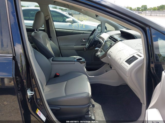 Продаж на аукціоні авто 2015 Toyota Prius V Four, vin: JTDZN3EU4FJ036797, номер лоту: 45078973