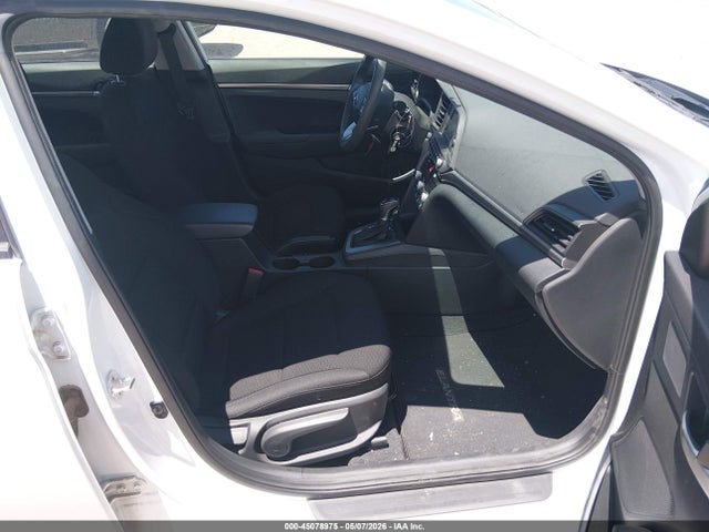 5NPD74LF4LH616585 Hyundai ELANTRA SE