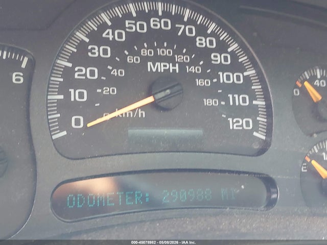 45078982 :رقم المزاد ، 1GNEC13TX5J150957 vin ، 2005 Chevrolet Tahoe Lt مزاد بيع