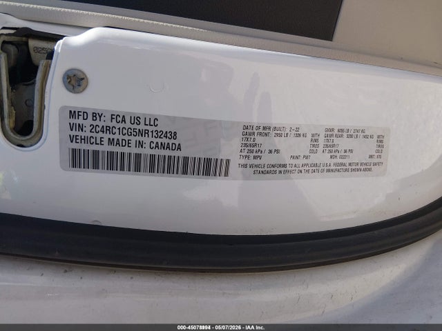 2C4RC1CG5NR132438 Chrysler Voyager Lx
