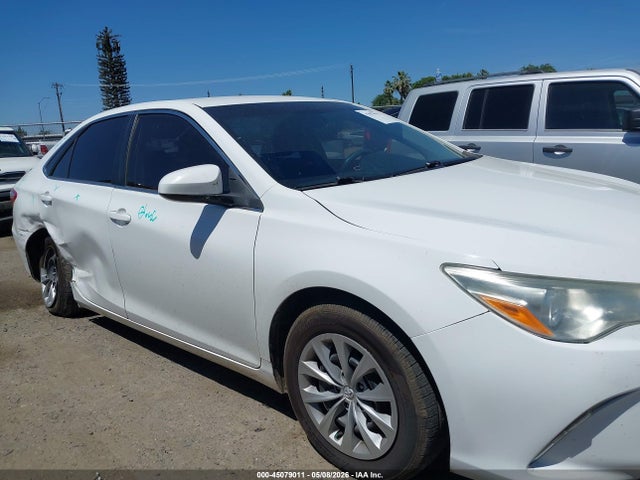 4T1BF1FK9HU349471 Toyota CAMRY LE