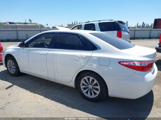 4T1BF1FK9HU349471 Toyota CAMRY LE