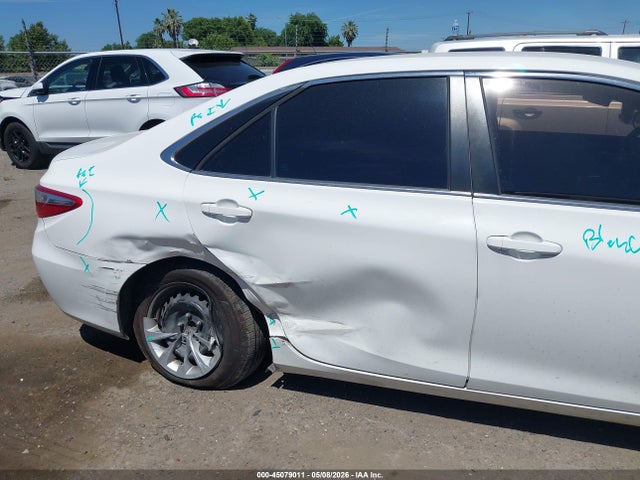 4T1BF1FK9HU349471 Toyota CAMRY LE