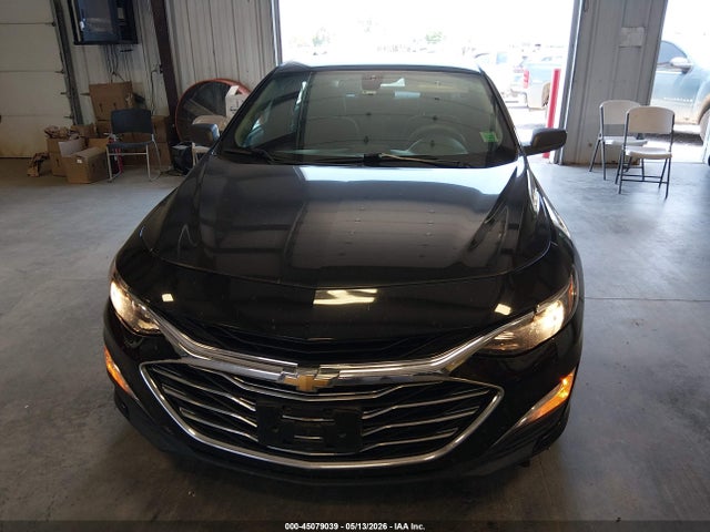 1G1ZC5ST8LF133117 Chevrolet Malibu Fwd 1fl
