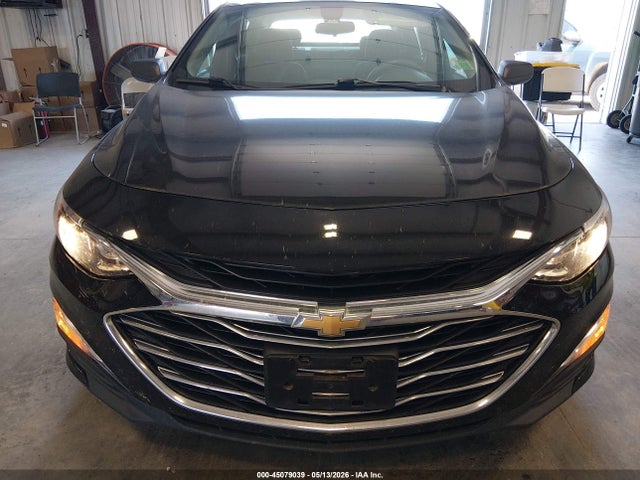 1G1ZC5ST8LF133117 Chevrolet Malibu Fwd 1fl