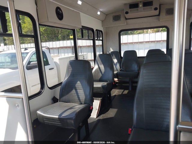 1FDES6PM6KKA38363 Ford Transit-350 Cutaway