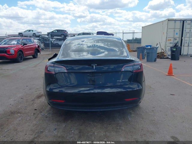 Продажа на аукционе авто 2018 Tesla Model 3 Long Range/performance, vin: 5YJ3E1EB8JF127192, номер лота: 45079071