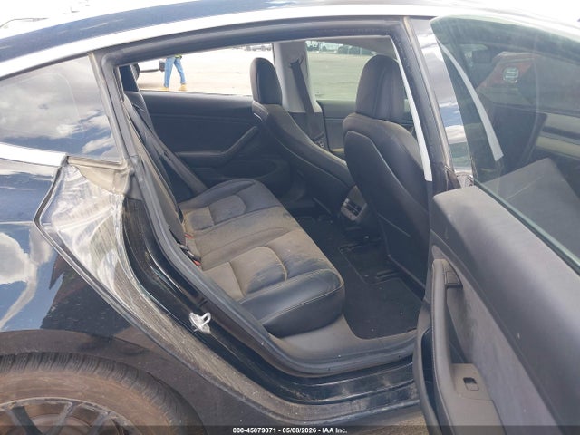 Продажа на аукционе авто 2018 Tesla Model 3 Long Range/performance, vin: 5YJ3E1EB8JF127192, номер лота: 45079071