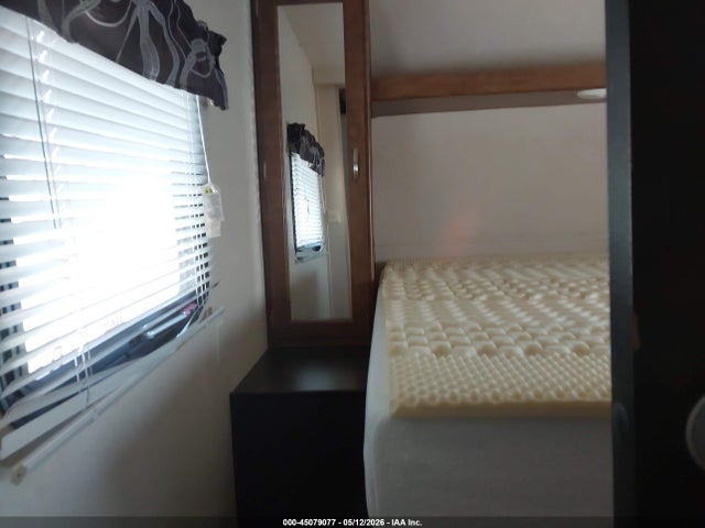 Продаж на аукціоні авто 2017 Forest River Salem 27dbk Travel Trailer, vin: 4X4TSMC20HA318826, номер лоту: 45079077