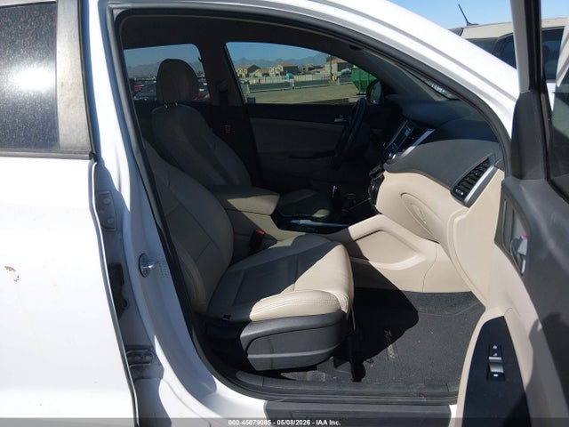 Aukcja sprzedaży 2017 Hyundai Tucson Sport, vin: KM8J33A29HU386768, numer aukcji: 45079085