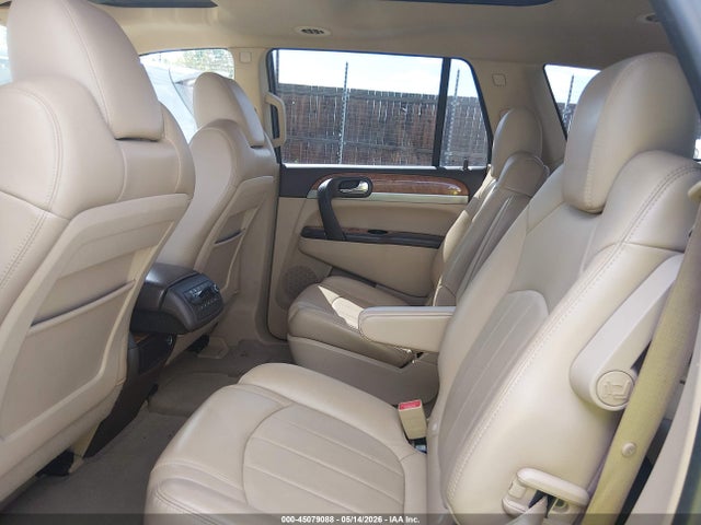 45079088 :رقم المزاد ، 5GALVBED8AJ254560 vin ، 2010 Buick Enclave 1xl مزاد بيع