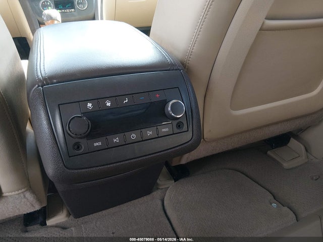 45079088 :رقم المزاد ، 5GALVBED8AJ254560 vin ، 2010 Buick Enclave 1xl مزاد بيع