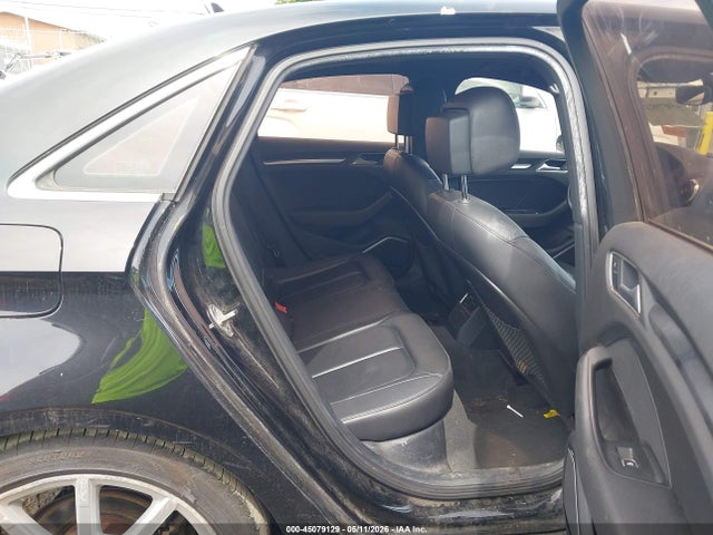 45079129 :رقم المزاد ، WAUE8GFF0G1031947 vin ، 2016 Audi A3 2.0t Premium مزاد بيع