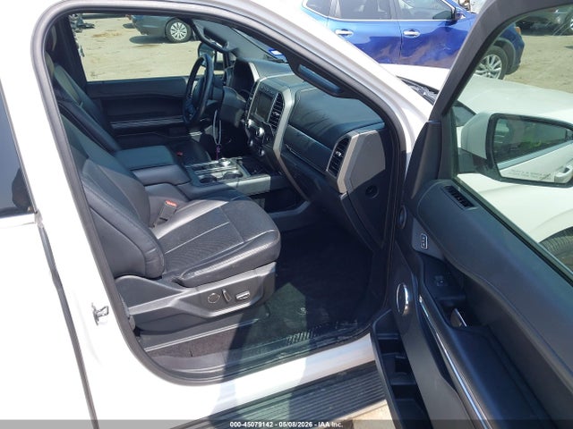 Продажа на аукционе авто 2019 Ford Expedition Xlt, vin: 1FMJU1HT6KEA01720, номер лота: 45079142