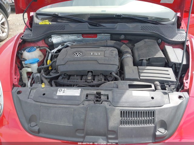 3VW517AT2EM821221 Volkswagen Beetle 1.8t