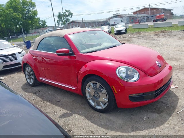 3VW517AT2EM821221 Volkswagen Beetle 1.8t