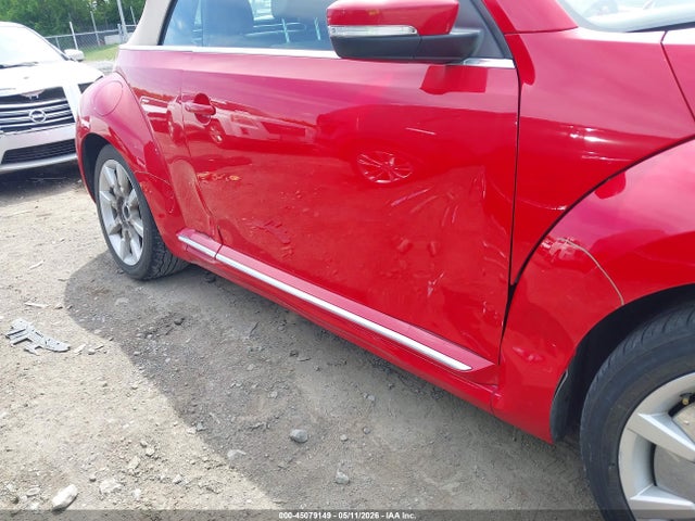 3VW517AT2EM821221 Volkswagen Beetle 1.8t