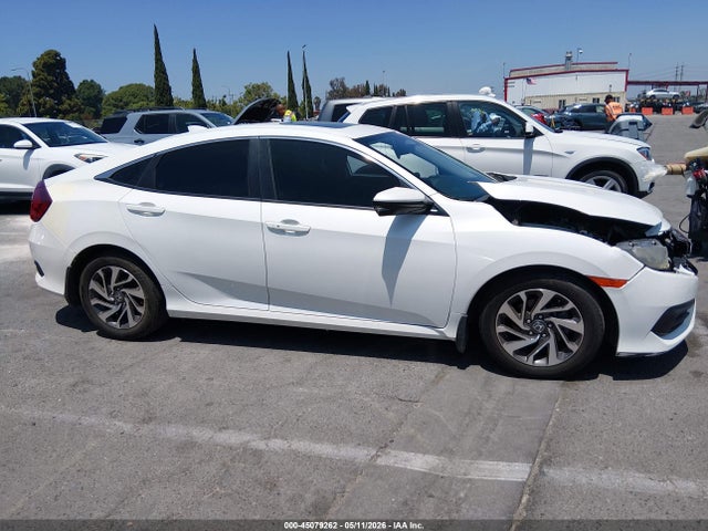 Продажа на аукционе авто 2018 Honda Civic Ex, vin: 2HGFC2F78JH565337, номер лота: 45079262