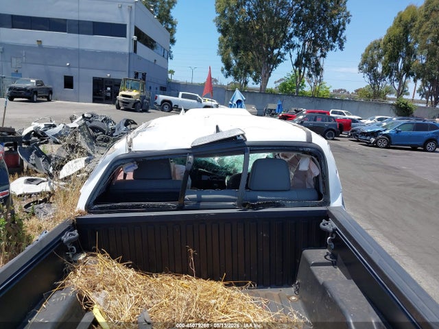 5TFAX5GN9GX069009 Toyota Tacoma Sr5