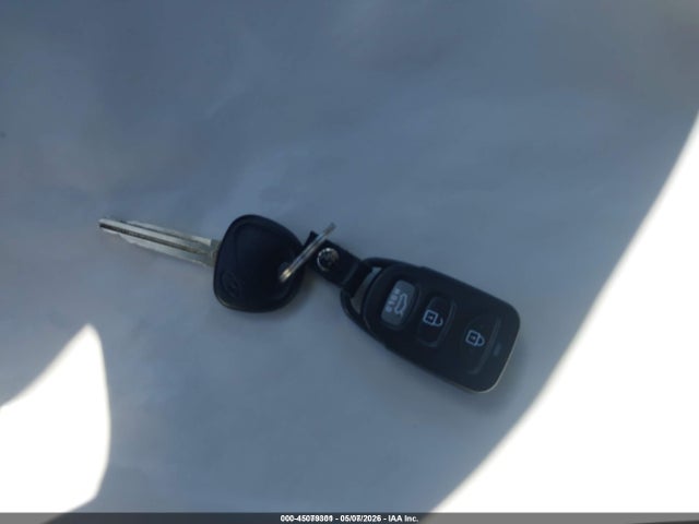 5NPD74LF3LH612091 Hyundai ELANTRA SE