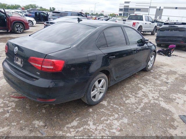 2015 Volkswagen Jetta 2.0l Tdi S მანქანა იყიდება აუქციონზე, vin: 3VWLA7AJ2FM299374, აუქციონის ნომერი: 45079331
