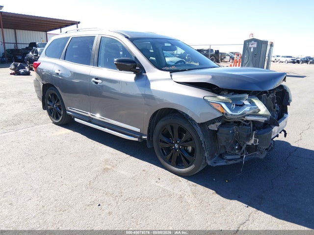 45079376 :رقم المزاد ، 5N1DR2MN8HC677280 vin ، 2017 Nissan Pathfinder Platinum مزاد بيع