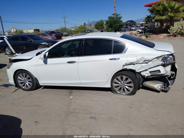 1HGCR3F90EA018463 Honda Accord Touring