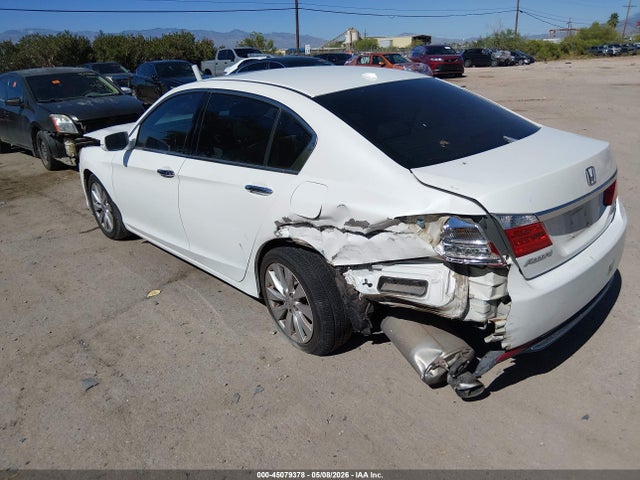 1HGCR3F90EA018463 Honda Accord Touring